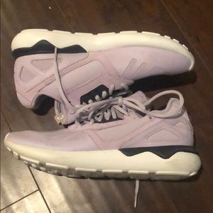 Adidas women’s 8 lavender tubular originals